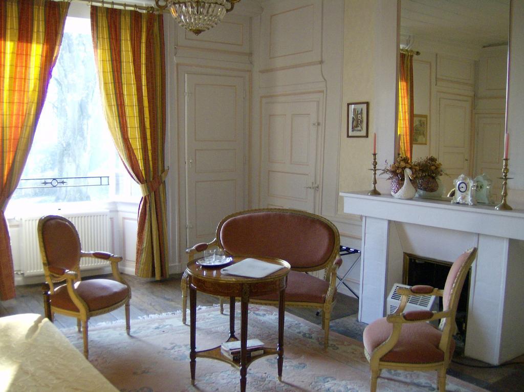 Le Chateau De Prauthoy Cameră foto